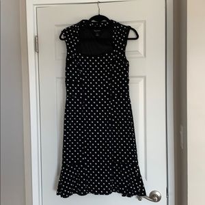 White House Black Market cap sleeved dress